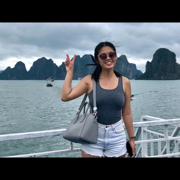 Authentic Givenchy Antigona Grey bag. - Picture 3 of 6